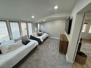 3 bedrooms, iron/ironing board, travel crib, free WiFi