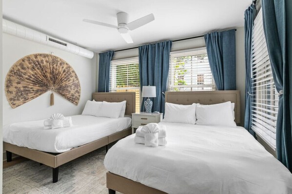 6 عدّة غرف نوم ومكواة/لوح كي وواي فاي مجانًا وملاءات أسرّة