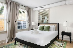 7 bedrooms, iron/ironing board, free WiFi, bed sheets