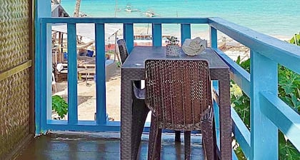 Seaside Blue Inn