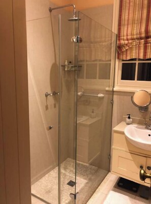 Towels, soap, toilet paper