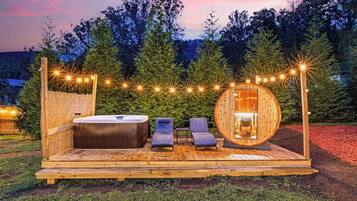 Bain à remous extérieur