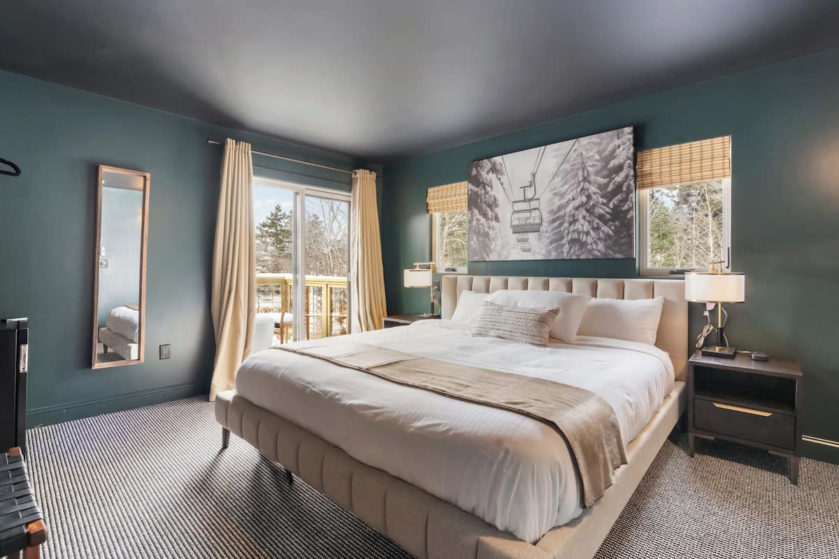 Signature Room | 2 bedrooms, Egyptian cotton sheets, premium bedding, down comforters