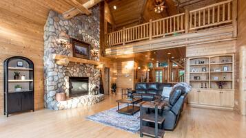 Smart TV, fireplace, table tennis