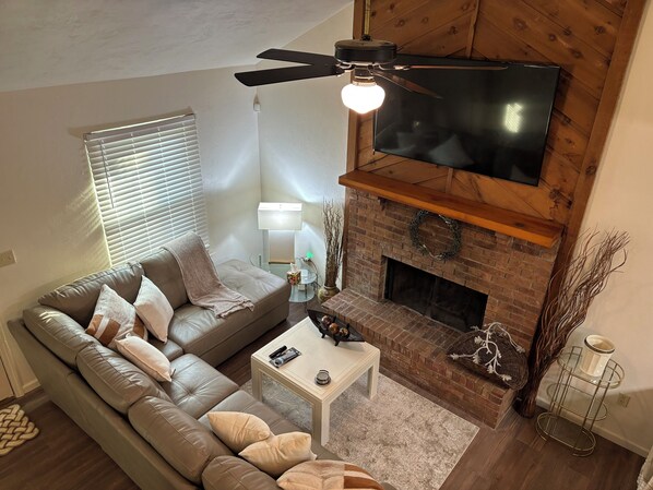 TV connectée, cheminée