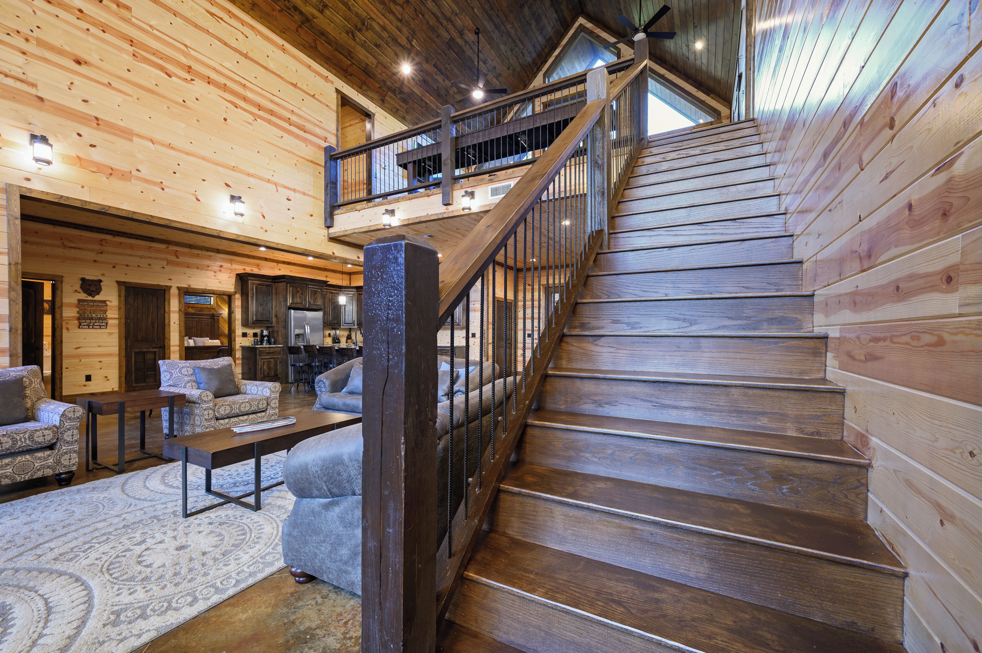 المنشأة من الداخل