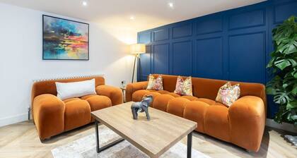 Groß-Apartment-Eigenes Badezimmer-Strassenblick