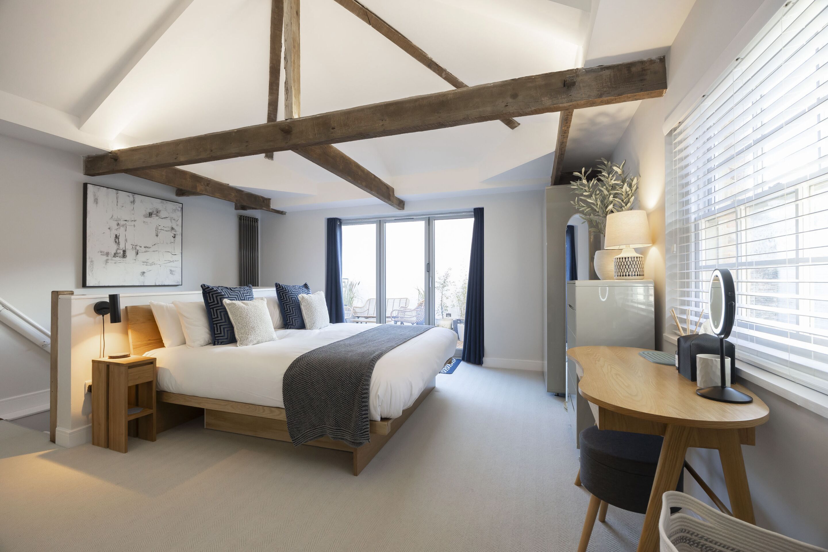 2 bedrooms, iron/ironing board, WiFi (free), bed sheets