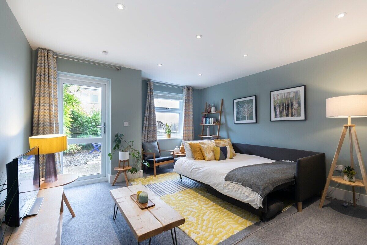 5 bedrooms, iron/ironing board, travel cot, free WiFi