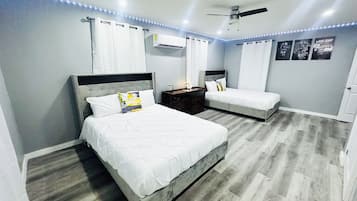 4 bedrooms, in-room safe, iron/ironing board, free WiFi