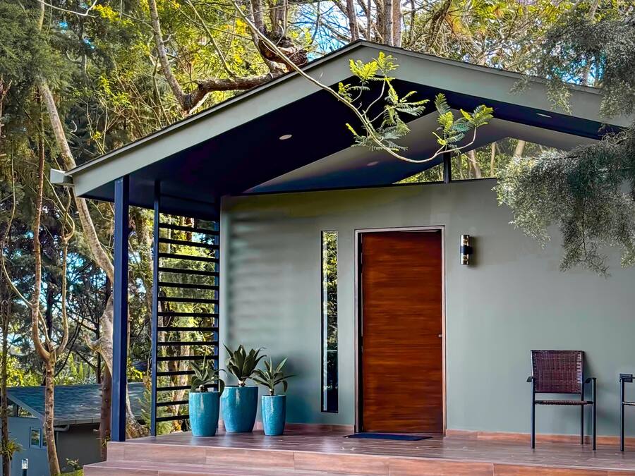 Mặt tiền nơi lưu trú