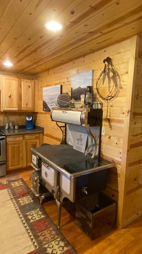 Cozy Ranch Apartment, perfect for hunting season, or a fun weekend getaway.