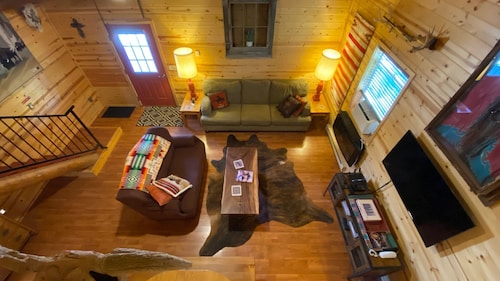 Cozy Ranch Apartment, perfect for hunting season, or a fun weekend getaway.