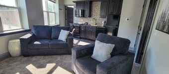 2 Luxury Flats Kettle Moraine Sleeps 4-5