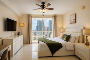 Family Condo | Premium bedding, down comforters, memory foam beds, desk - The Club at Miami Brickell (Miami)