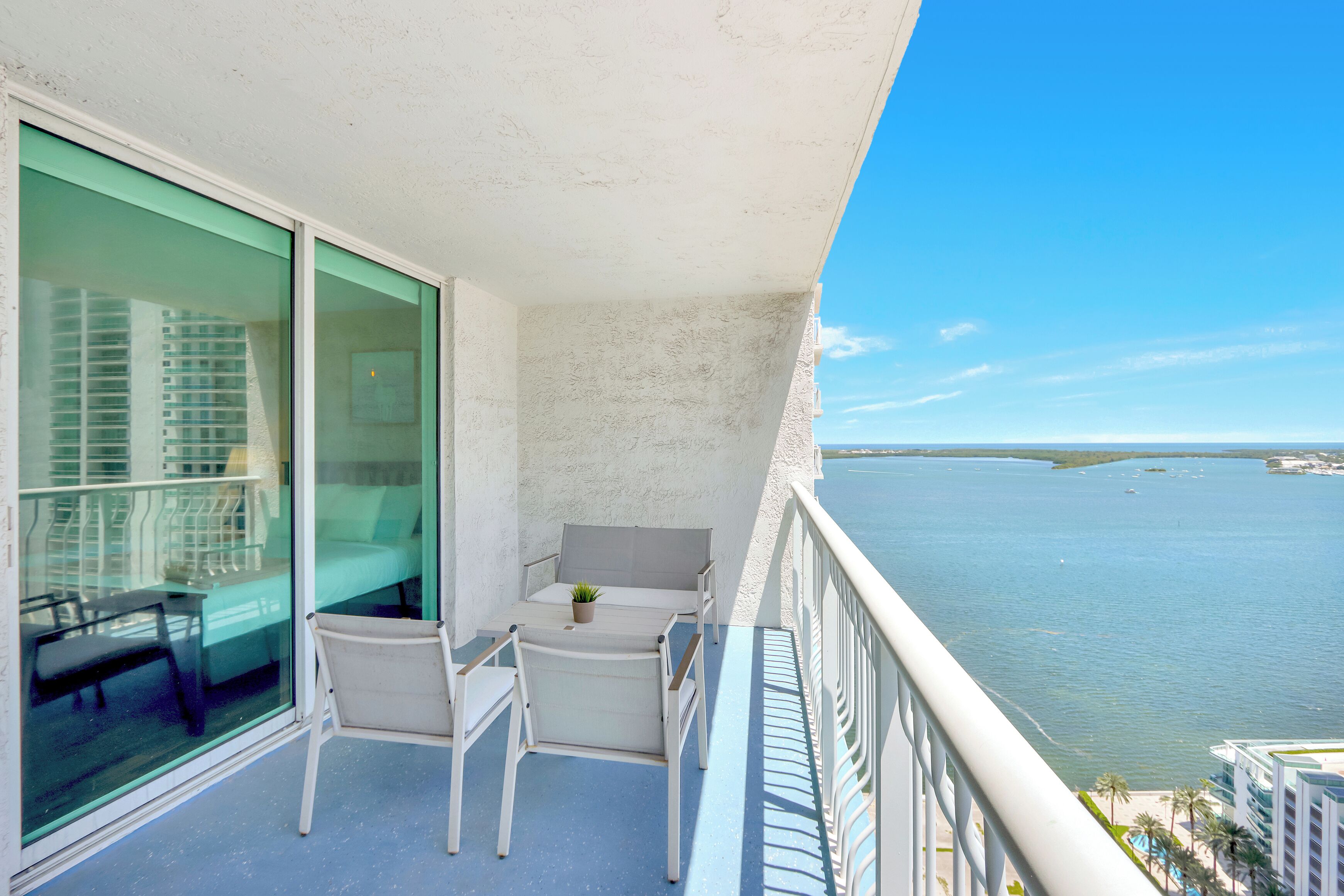 Luxury Condo, Bay View | Balcony