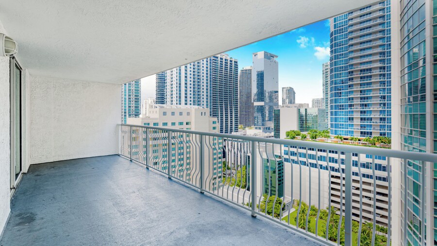 The Club at Miami Brickell