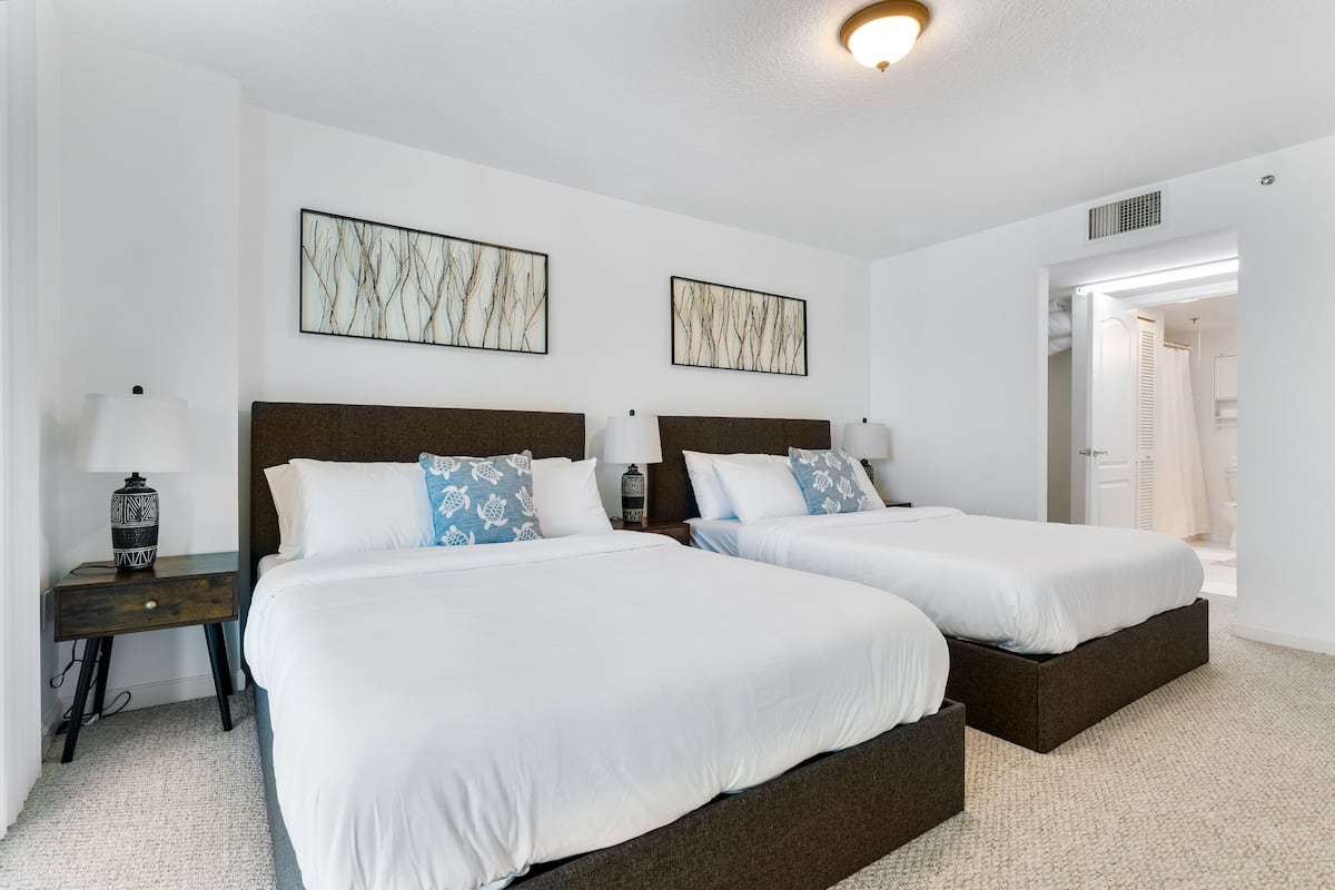 Apartamento Confort, balcón, vistas a la ciudad | 2 dormitorios, ropa de cama de alta calidad, edredones de plumas
