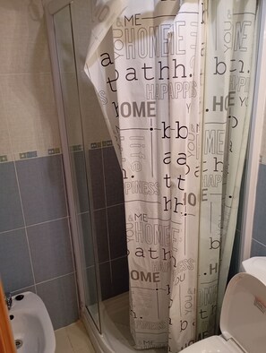 Apartment, Sea View | Bathroom | Towels - Cala Blanca II Frontal al Mar (Oropesa del Mar)