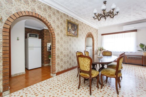 Villa Fiore- South Fremantle Retro Style