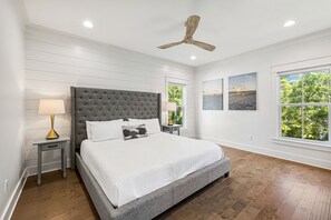 4 habitaciones, tabla de planchar con plancha y wifi gratis 