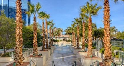 Stunning luxury one bedroom apartment at the signature MGM Grand tower 2 .