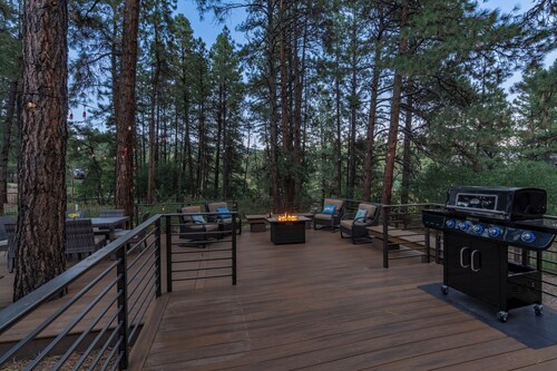 Luxury Durango Retreat with Hot Tub, Game Room, Large Deck