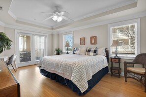 3 slaapkamers, een bureau, gratis wifi, beddengoed