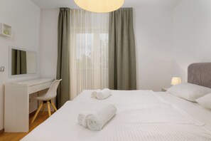 5 bedrooms, Internet