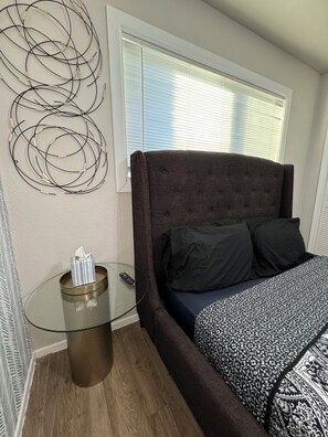 1 makuuhuone, silitysrauta/-lauta, Wi-Fi, vuodevaatteet