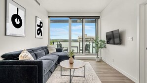 Unclassified image, 2 of 42, button - The Pulse - Central unit in Kensington! (Calgary)