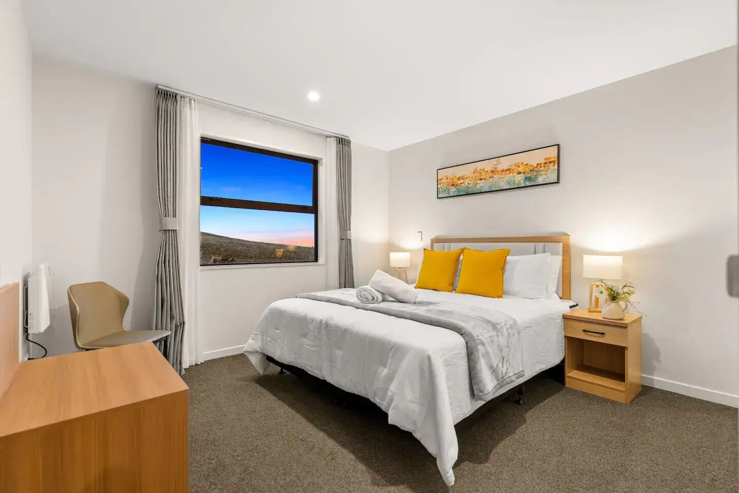 2 chambres, bureau, fer et planche à repasser, Wi-Fi gratuit