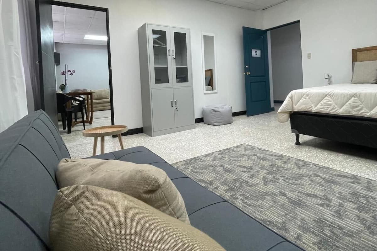 Standard Room, City View | In-room safe, desk, laptop workspace, blackout curtains