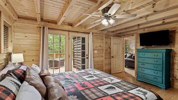 5 bedrooms, free WiFi, bed sheets