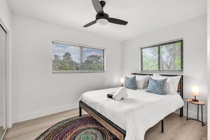 2 室のベッドルーム、WiFi