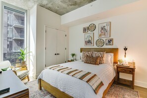 2 chambres, fer et planche à repasser, lit parapluie, Wi-Fi gratuit