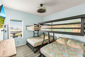 7 bedrooms, free WiFi, bed sheets
