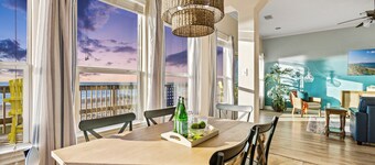 Spacious 4BR Getaway | Gulf Views & Gameroom Fun