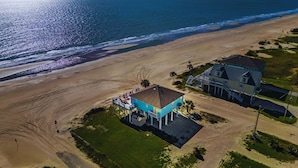 Unclassified image, 2 of 47, button - Beachfront | Direct Access, Outdoor Bar & Grill (Crystal Beach)
