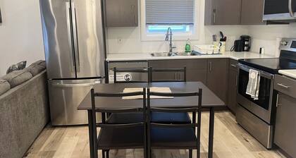 Modern & Central 3BED/2BATH near Health Science Center