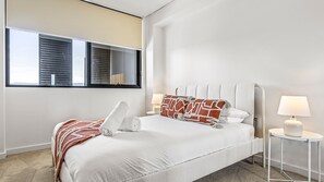 2 chambres, bureau, Wi-Fi gratuit, draps fournis