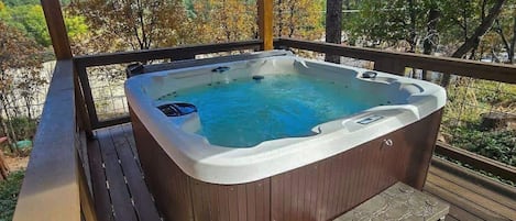 室外 SPA 浴池