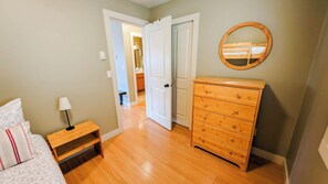 2 Schlafzimmer, Bügeleisen/Bügelbrett, WLAN, Bettwäsche