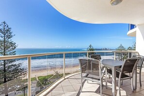 Property grounds - Zanzibar 902-Premium Ocean View (Mooloolaba)