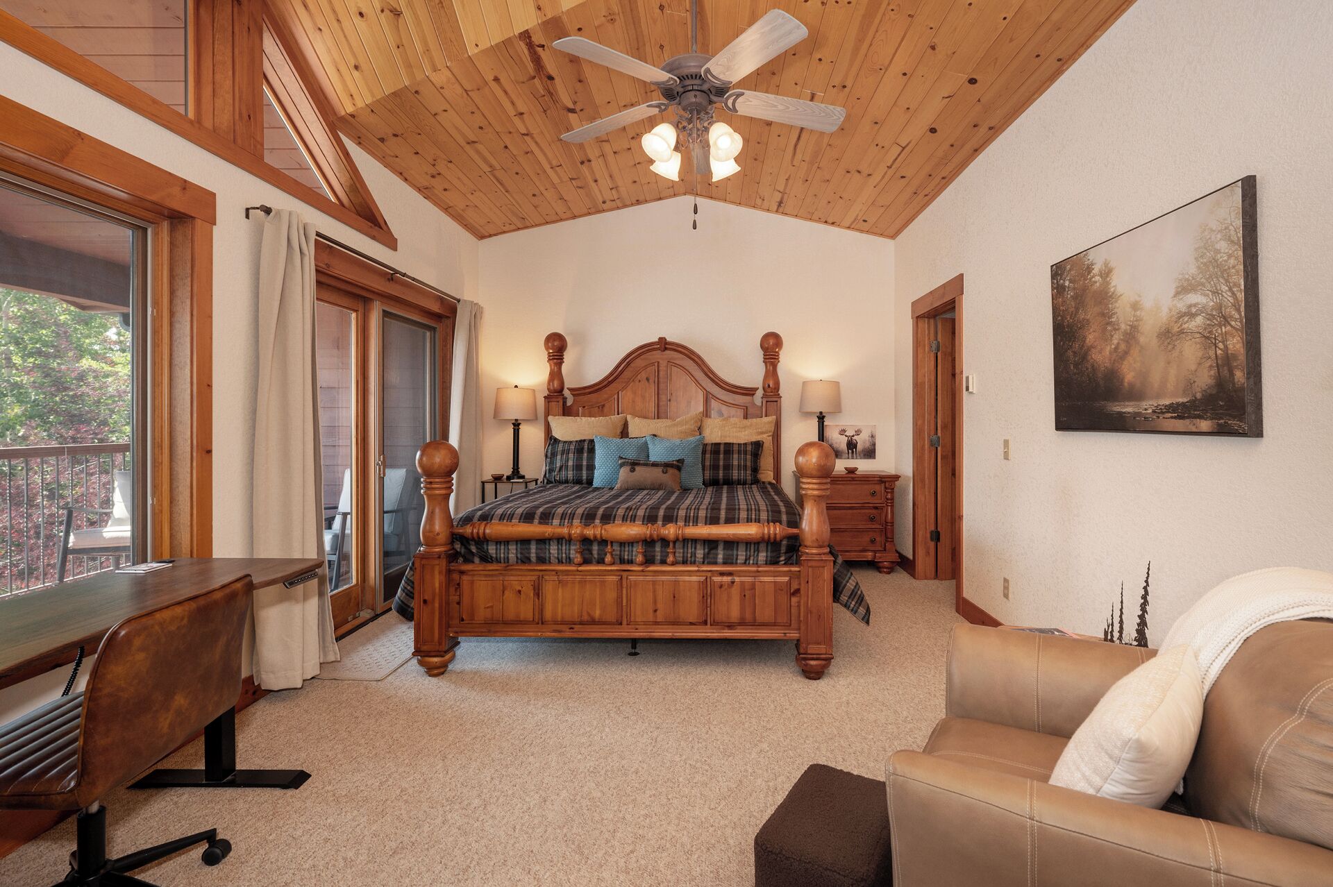 3 bedrooms, desk, iron/ironing board, free WiFi
