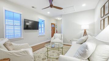 تلفزيون ذكي