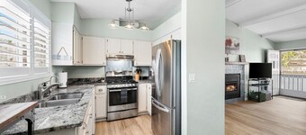 Close to Downtown! Long Term Available!