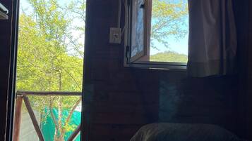 2 soverom, strykejern/-brett, wi-fi (inkludert) og sengetøy