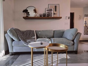 Smart TV - The Perfect Boho House (El Paso)