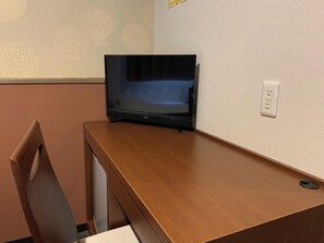 Interior - Nonsmoking Twin room Room only / Sakai Ōsaka (Sakai)